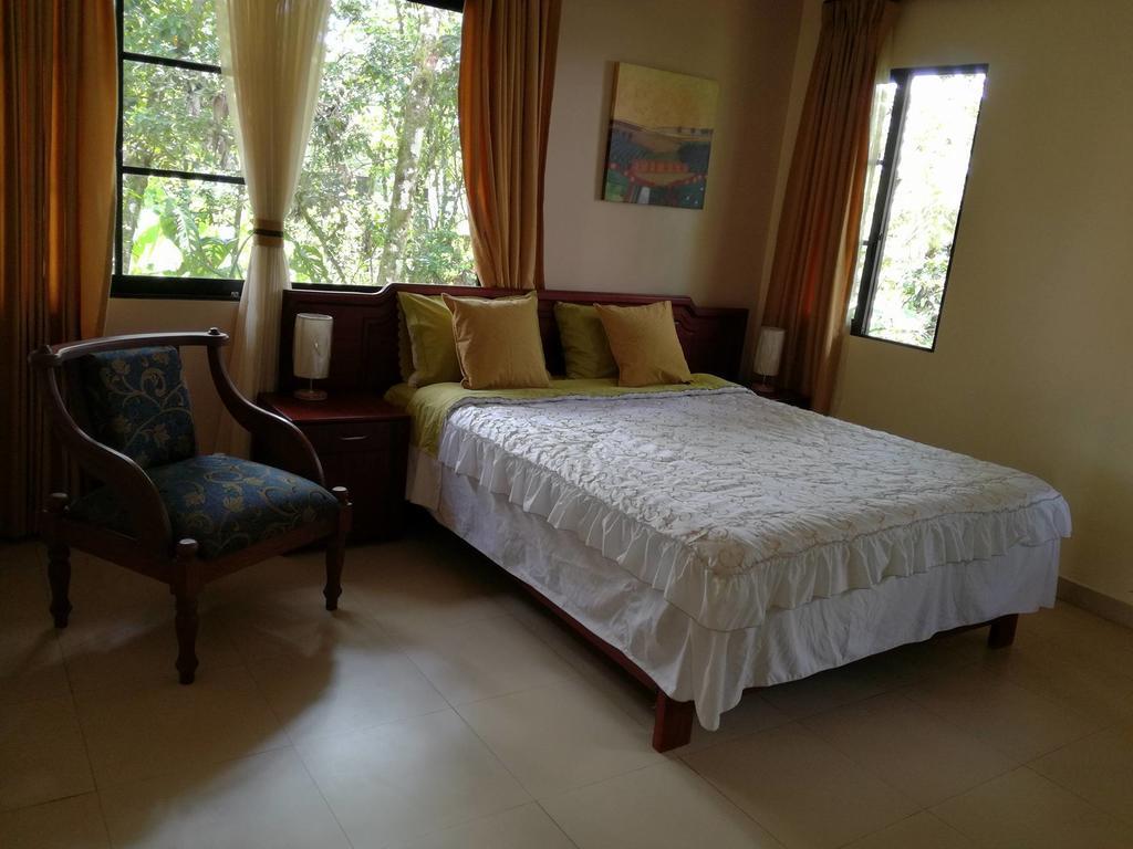 Hostal La Molienda Puyo Kültér fotó