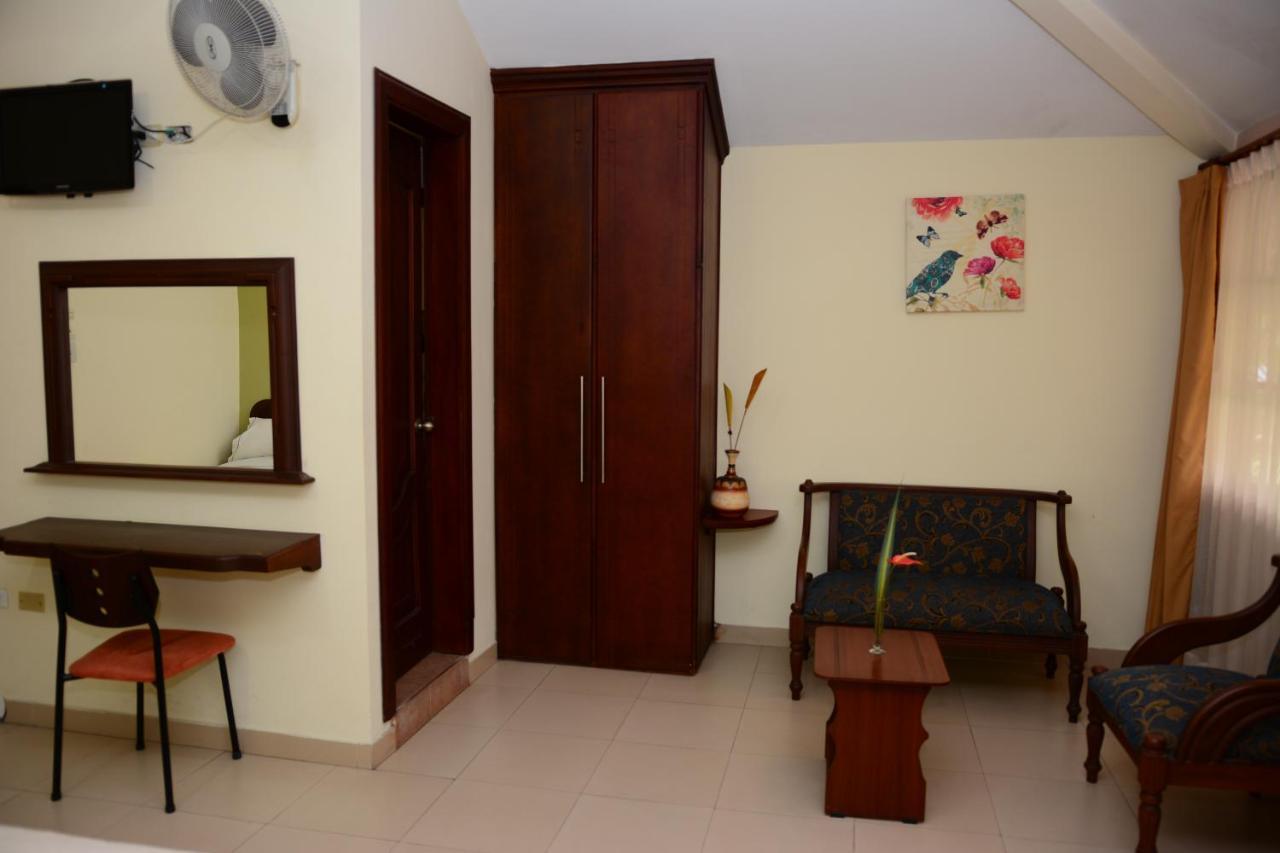 Hostal La Molienda Puyo Kültér fotó